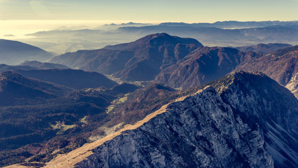 Obraz premium Aerial view of spectacular mountain ridge in autumn colors.