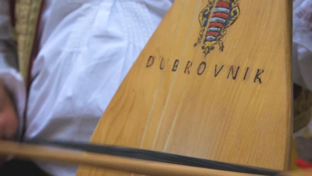 Croatian String Instrument รูปภาพLijerica – เลือกดูภาพถ่ายสต็อก เวกเตอร์ และวิดีโอ6 | Adobe Stock