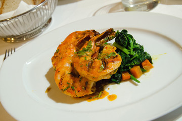 Portuguese shrimp piri piri