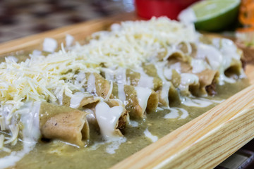 Tacos Dorados bañados