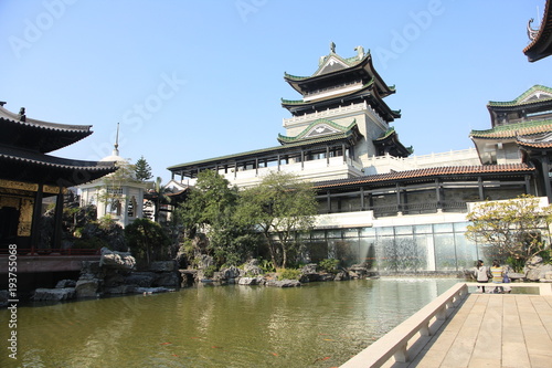 traditional chinese architecture in
