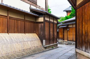 京都の路地　石塀小路