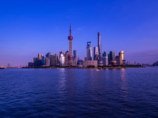 Fototapeta premium 中国・上海 マジックアワー