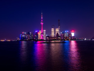 Obraz na płótnie Canvas 中国　上海の夜景