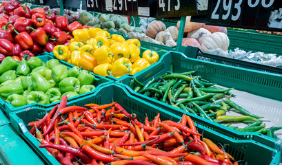 Red and green apples at the farmers market. red and green apples on the market