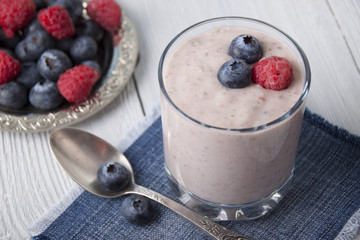 Smoothies with blueberries and raspberries with chia