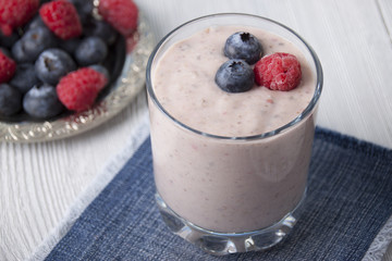 Smoothies with blueberries and raspberries with chia