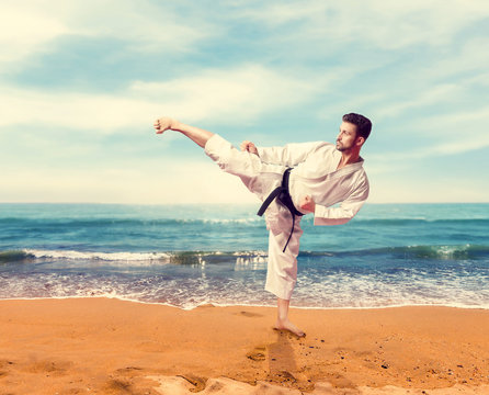 Martial arts, fighter training on the coast