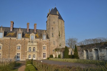 Fototapeta na wymiar Château médiéval et renaissance de Blain, en Loire-Atlantique