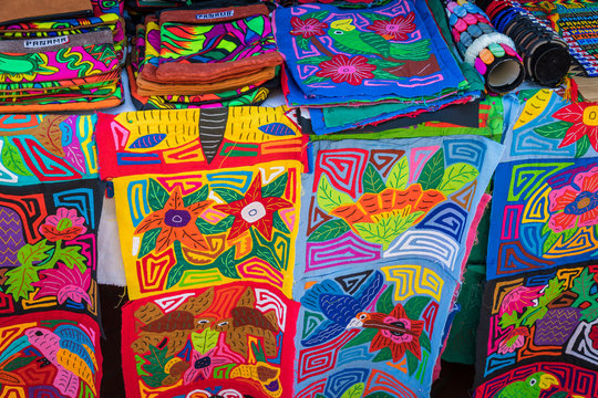 Street stall with hand-made souvenirs from Panama city