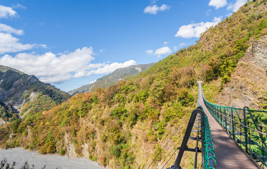 Fototapeta na wymiar Suspension bridge in Aowanda, Taiwan