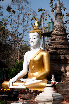 Buddha image in the temple in Phayao.