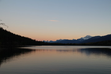 Fototapeta na wymiar Sunset Colours On Pyramid Lake, Jasper National Park, Alberta