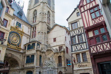 Obraz premium Façades de Rouen rue du Gros-Horloge