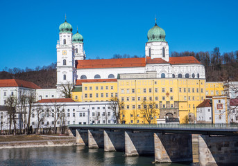 Blick auf den Stephansdom in Passau
