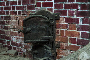 Edifício antigo e abandonado