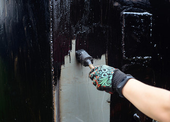 Bitumen waterproofing. Construction techniques for waterproofing basement, foundations, metal frames