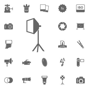 Studio softbox icon. Simple element illustration. Symbol design from Photo Camera collection. Can be used in web and mobile.