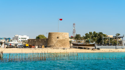 Fototapeta na wymiar Bu Maher Fort in Muharraq, Bahrain