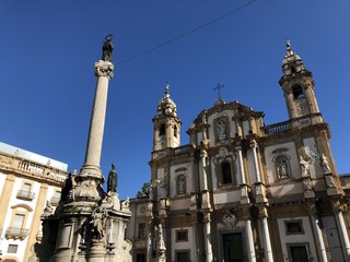Fototapeta na wymiar San Domenico al sole a Palermo, Sicilia