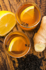 Black tea with lemon and ginger