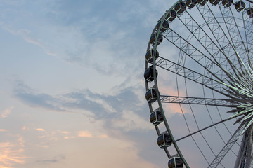 観覧車・夕焼け・アミューズメント