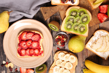 breakfast toast with fruits