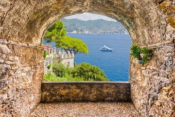 Fototapete Ligurien Felsenbalkon mit Meerblick auf Portofino, Ligurische Küste, Italien