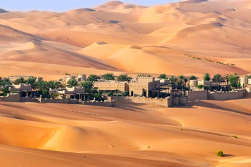  Desert resort landscape. © Nancy Pauwels