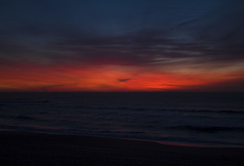Fototapeta na wymiar wonderful, beautiful sunset over the ocean.
