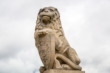 Guarding lion scrupture at the Royal castle in Lublin, Poland © Patryk Kosmider