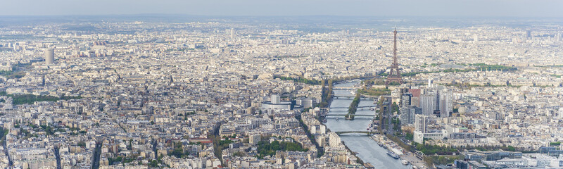Obraz premium Aerial panoramic view of Paris city center and the Eiffel tower