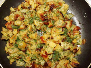 fried potatoes with dill