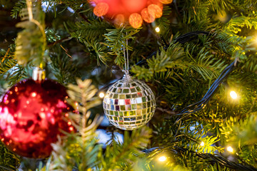Obraz na płótnie Canvas Close up of Christmas tree decorations