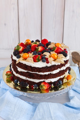 Naked cake with cream
