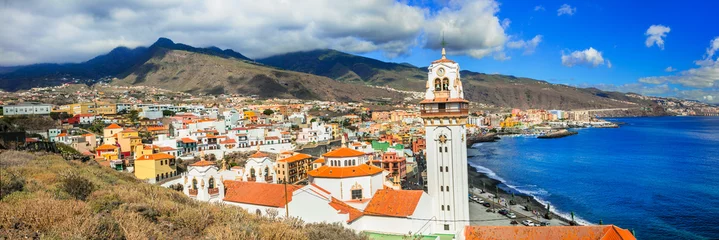Zelfklevend Fotobehang Tenerife - view of Candelaria town with famous basilica, Canary islands © Freesurf