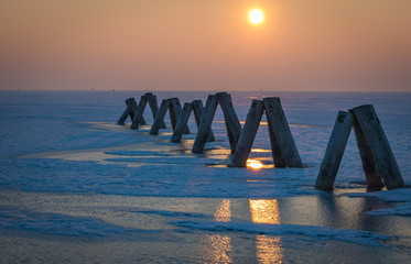 Wintersee im Abendrot