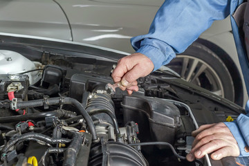 Obraz premium maintenance a car