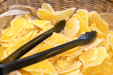 thinly sliced dried pineapple