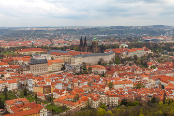 Obraz premium Panoramic view of old town with tiled roofs, Prague, Czech Republic