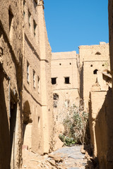 Al Hamra is a 400-year-old town in the region Ad Dakhiliyah, in northeastern Oman. Famous by it´s ruins of the old city.