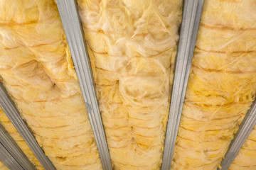 House thermal insulation with mineral wool