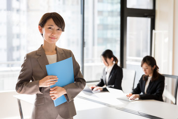 asian businesswomen working in office
