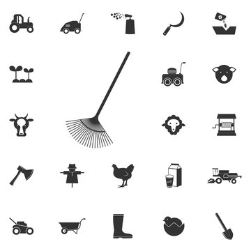 garden rake icon. Element of farming and garden icons. Premium quality graphic design icon. Signs, outline symbols collection icon for websites, web design, mobile app