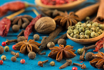 Natural aroma spices for cooking food.