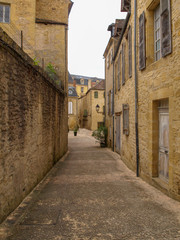 Fototapeta na wymiar Houses, streets and alleys in the picturesque medieval town Sarlat-la-Canéda in France