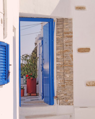 Fototapeta premium House entrance in a mediterranean island