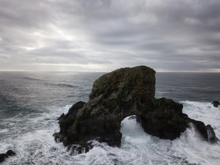 Obraz premium Striking Aerial Panoramic Seascape View during a Vibrant Winter Evening. Taken in Oregon Coast, North America.