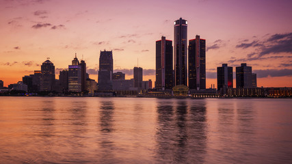 Fototapeta na wymiar Beautiful skyline of Detroit City, the view from Windsor, Ontario, Canada. 