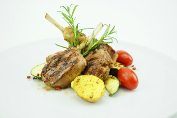 Potato tomato ribs grilled